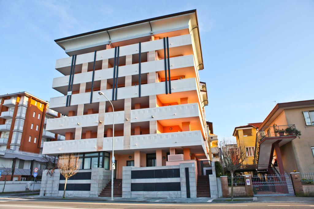 Capitol Apartments Grado Extérieur photo